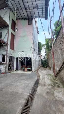 Ready to Use! Premium House LT 762m2 Desain Modern di Kemanggisan Ready to Use! Premium House LT 762m2 Desain Modern di Kemanggisan