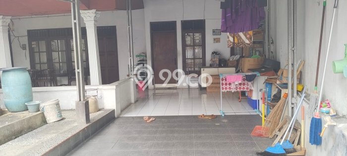 For Sale! Luxury House LT 174m2 Desain Modern di Tomang For Sale! Luxury House LT 174m2 Desain Modern di Tomang