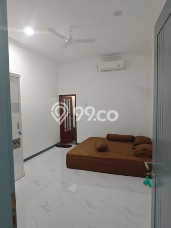 Siap Huni Rumah Mewah 4 Kamar di Kebon Jeruk Dekat ke Mana Saja Siap Huni Rumah Mewah 4 Kamar di Kebon Jeruk Dekat ke Mana Saja
