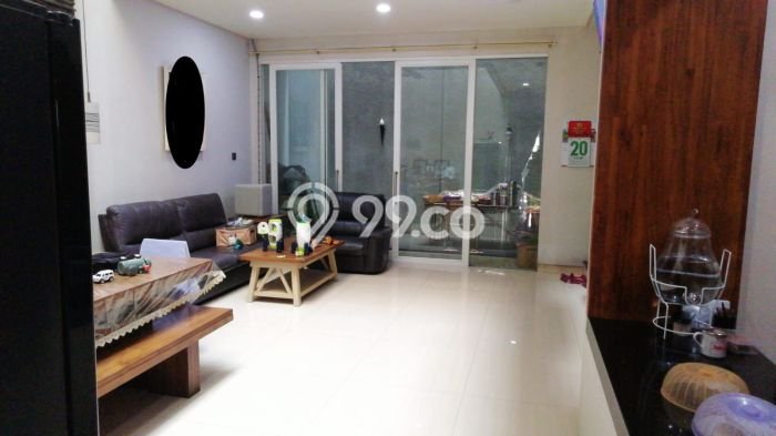For Sale! Premium House LT 216m2 Desain Elegan di Tamansari For Sale! Premium House LT 216m2 Desain Elegan di Tamansari
