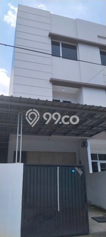 Dijual! Ruko di Roxy Jakarta Pusat LT 85m2 / LB 118m2 Kawasan Bisnis Dijual! Ruko di Roxy Jakarta Pusat LT 85m2 / LB 118m2 Kawasan Bisnis