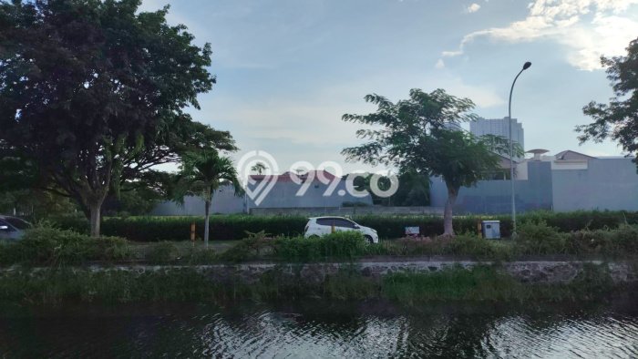 Lahan Dijual Lokasi Strategis di Surabaya dengan Luas 1109m2 Lahan Dijual Lokasi Strategis di Surabaya dengan Luas 1109m2