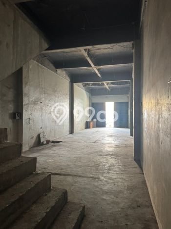 Ruko Dijual Lokasi Emas di Pontianak Selatan Luas 243m2 Ruko Dijual Lokasi Emas di Pontianak Selatan Luas 243m2