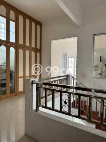 Rumah Luas Asri 6 KT Siap Huni di harapan indah Bekasi Rumah Luas Asri 6 KT Siap Huni di harapan indah Bekasi