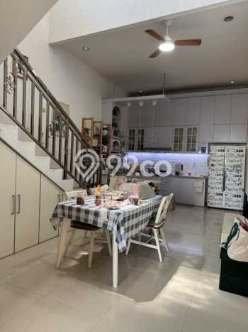 Rumah Luas Asri 6 KT Siap Huni di harapan indah Bekasi Rumah Luas Asri 6 KT Siap Huni di harapan indah Bekasi