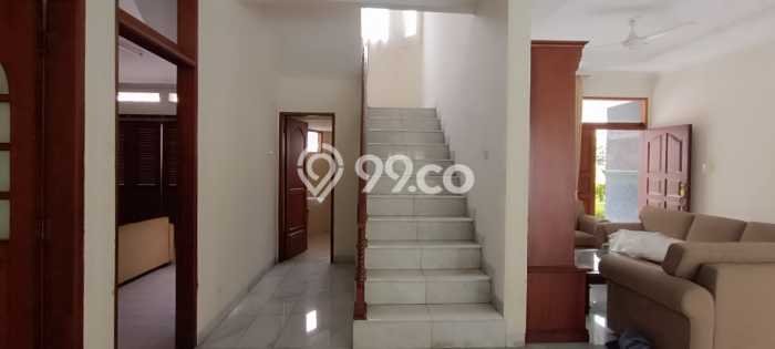 Disewakan Rumah Konsep Minimalis di Pasar Minggu Jakarta Selatan dengan 5 KT Disewakan Rumah Konsep Minimalis di Pasar Minggu Jakarta Selatan dengan 5 KT