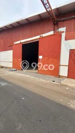 AREA POTENSIAL! Gudang di Cimanggis, Luas 2100m2m², Lokasi Berkembang AREA POTENSIAL! Gudang di Cimanggis, Luas 2100m2m², Lokasi Berkembang