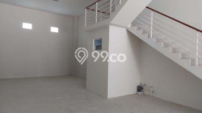 Gudang Area Strategis di Pulo Gadung, Luas 180m2m², For Rent Gudang Area Strategis di Pulo Gadung, Luas 180m2m², For Rent