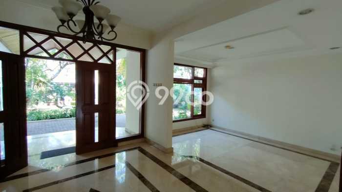 Sewa Rumah Modern di Mampang Prapatan Harga Rp 1 Miliar/ Tahun Sewa Rumah Modern di Mampang Prapatan Harga Rp 1 Miliar/ Tahun