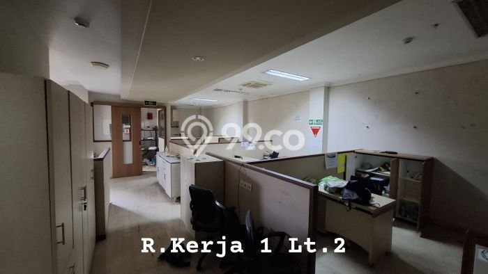 Kantor Dijual di Jakarta Selatan LT 368m2 & LB 1104m2 Lokasi Terbaik! Kantor Dijual di Jakarta Selatan LT 368m2 & LB 1104m2 Lokasi Terbaik!