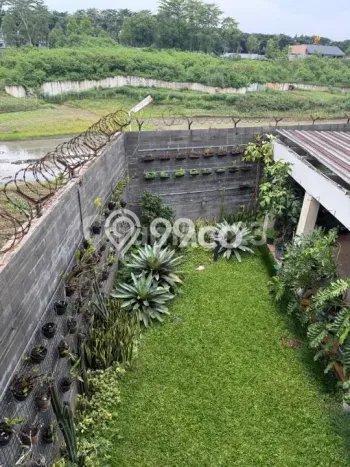 Rumah Luxury Modern Tanpa Renovasi di Kota Baru Parahyangan Bandung Rumah Luxury Modern Tanpa Renovasi di Kota Baru Parahyangan Bandung