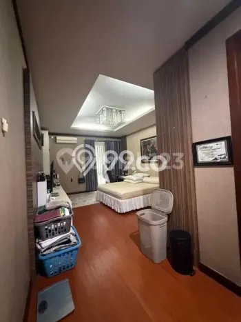Rumah Luxury Modern Tanpa Renovasi di Kota Baru Parahyangan Bandung Rumah Luxury Modern Tanpa Renovasi di Kota Baru Parahyangan Bandung