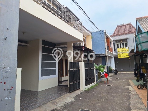 Dijual Cepat Rumah Bagus Siap Huni LB 150m2 di Jagakarsa, Jakarta Selatan Dijual Cepat Rumah Bagus Siap Huni LB 150m2 di Jagakarsa, Jakarta Selatan