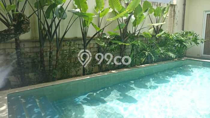Rumah Luxury di Tangerang Strategis Kondisi Terawat Rumah Luxury di Tangerang Strategis Kondisi Terawat