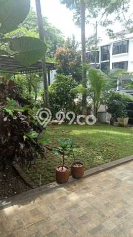 Rumah Luxury di Tangerang Strategis Kondisi Terawat Rumah Luxury di Tangerang Strategis Kondisi Terawat