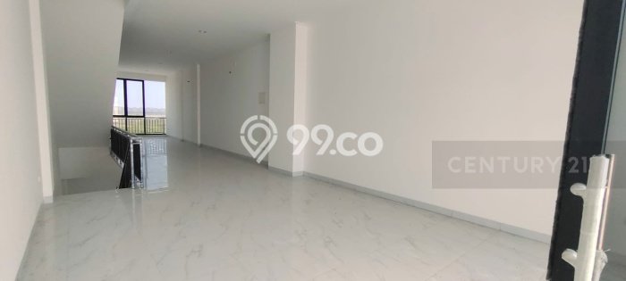 Dijual! Ruko di Pantai Indah Kapuk Jakarta Utara LT 81m2 / LB 283m2 Kawasan Bisnis Dijual! Ruko di Pantai Indah Kapuk Jakarta Utara LT 81m2 / LB 283m2 Kawasan Bisnis