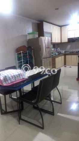 Rumah Modern 4 KT di Lippo Karawaci Tangerang Semi Furnished Rumah Modern 4 KT di Lippo Karawaci Tangerang Semi Furnished