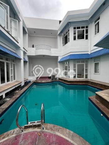 Rumah Luxury Modern Siap Huni di Pondok Indah Jakarta Selatan Rumah Luxury Modern Siap Huni di Pondok Indah Jakarta Selatan
