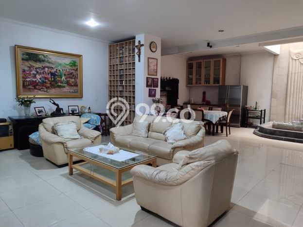 Ready to Use! Premium House LT 200m2 Desain Modern di Pondok Indah Ready to Use! Premium House LT 200m2 Desain Modern di Pondok Indah