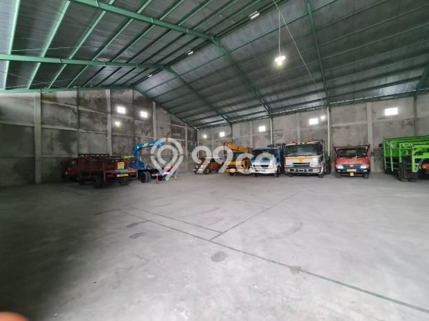 Unit Gudang Tersedia di Gatot Subroto Spesifikasi LB 900m2 Unit Gudang Tersedia di Gatot Subroto Spesifikasi LB 900m2
