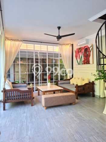 Dapatkan sekarang Vila di , Luas 400m2m², Akses mudah fasilitas Dapatkan sekarang Vila di , Luas 400m2m², Akses mudah fasilitas