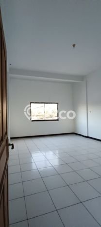 Ruko Dijual di Kuta Badung dengan Luas Bangunan 200m2 Ruko Dijual di Kuta Badung dengan Luas Bangunan 200m2