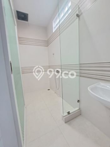 For Sale! Luxury House LT 160m2 Desain Elegan di Sunter For Sale! Luxury House LT 160m2 Desain Elegan di Sunter