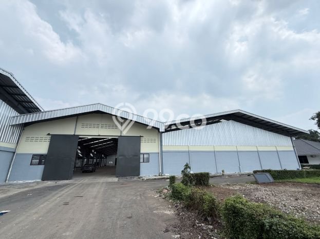 Gudang Dijual di Karawang Timur LT 44508m2, LB 12900m2 untuk Investasi Gudang Dijual di Karawang Timur LT 44508m2, LB 12900m2 untuk Investasi