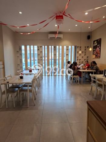 Untuk Dijual! Komersial di Jatiwaringin Bekasi LT 510m2 / LB 494m2 Kawasan Bisnis Untuk Dijual! Komersial di Jatiwaringin Bekasi LT 510m2 / LB 494m2 Kawasan Bisnis