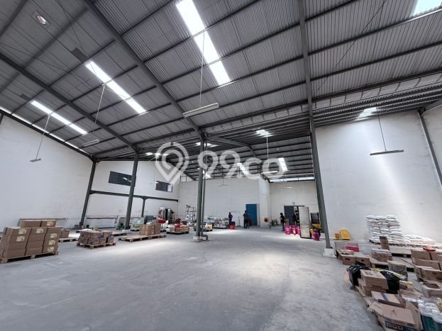 Gudang Disewakan Lokasi Rawalumbu Bekasi Harga Spesial! Gudang Disewakan Lokasi Rawalumbu Bekasi Harga Spesial!