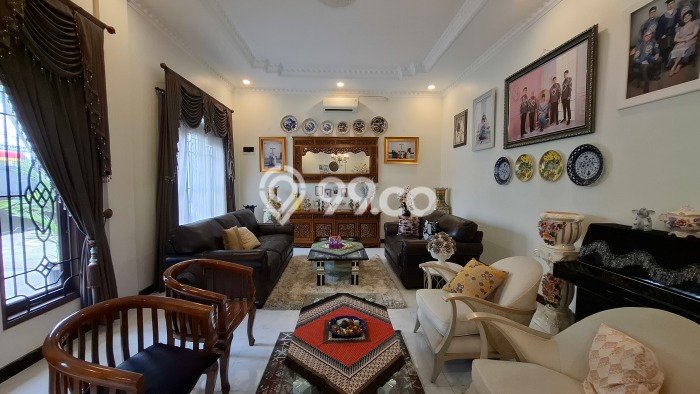 Dijual Rumah Mewah Megah Dengan View Cantik di Padurenan, Bekasi Dijual Rumah Mewah Megah Dengan View Cantik di Padurenan, Bekasi