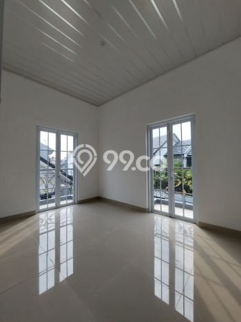 Rumah Mewah Dijual LT 130m2 di Ciracas, Jakarta Timur Rumah Mewah Dijual LT 130m2 di Ciracas, Jakarta Timur