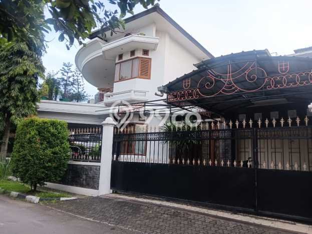 For Sale! Luxury House LT 430m2 Desain Modern di Bandung Barat For Sale! Luxury House LT 430m2 Desain Modern di Bandung Barat