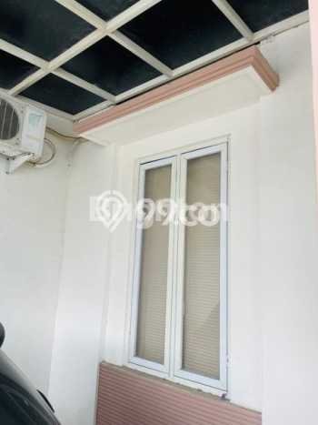 Rumah Modern Minimalis 3 KT Siap Huni di Sidoarjo Rumah Modern Minimalis 3 KT Siap Huni di Sidoarjo
