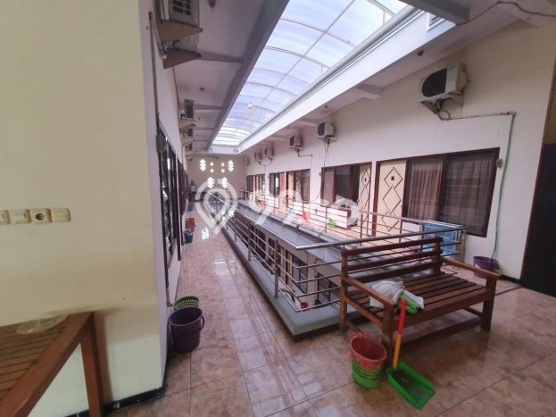 Aset Investasi! Rumah Kost Dijual di Wonocolo, Surabaya, 39 KT, 39 KM, Luas 2000m2 Aset Investasi! Rumah Kost Dijual di Wonocolo, Surabaya, 39 KT, 39 KM, Luas 2000m2