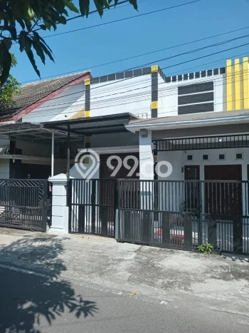Dijual Rumah Strategis Bagus Punya 3 KT di Taman Madiun - Dijual Rumah Strategis Bagus Punya 3 KT di Taman Madiun -