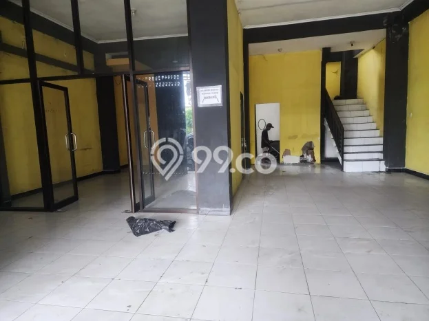 Unit Ruko Dijual di Taman Madiun 300m2 Unit Ruko Dijual di Taman Madiun 300m2