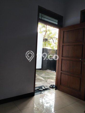 Lokasi strategis! Rumah siap huni dikontrakkan di Sidoarjo LB 130m2 Lokasi strategis! Rumah siap huni dikontrakkan di Sidoarjo LB 130m2