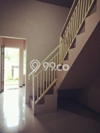 Jual Rumah Bagus Siap Huni LB 140m2 di Buduran, Sidoarjo Jual Rumah Bagus Siap Huni LB 140m2 di Buduran, Sidoarjo