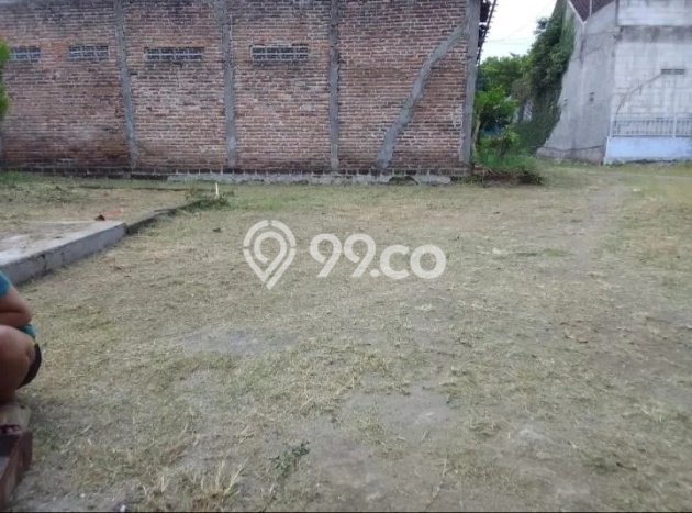 Rumah Modern Cantik 4 Kamar Bisa Langsung Pindah di Taman Rumah Modern Cantik 4 Kamar Bisa Langsung Pindah di Taman