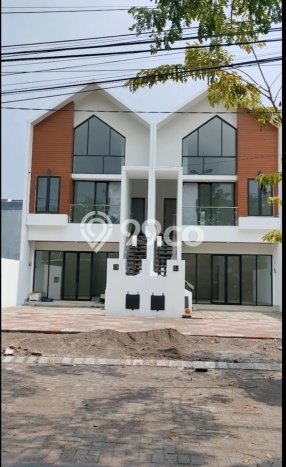 Unit Ruko Dijual di Buduran Sidoarjo Luas Tanah 108m2, Luas Bangunan 103m2 Unit Ruko Dijual di Buduran Sidoarjo Luas Tanah 108m2, Luas Bangunan 103m2