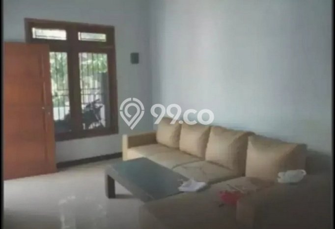 Lokasi strategis! Rumah siap huni dikontrakkan di Sidoarjo LB 130m2 Lokasi strategis! Rumah siap huni dikontrakkan di Sidoarjo LB 130m2