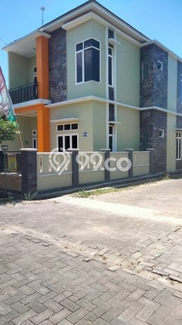 Rumah Strategis Modern Lb 154m2 di Kawedanan, Magetan Rumah Strategis Modern Lb 154m2 di Kawedanan, Magetan