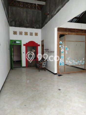 Jual Rumah Strategis Bagus Punya 4 KT di Panekan Magetan SHM Jual Rumah Strategis Bagus Punya 4 KT di Panekan Magetan SHM
