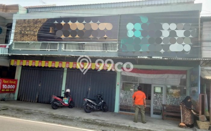 Ruko Dijual Lokasi Stratagis di Taman Madiun Cocok untuk Investasi Ruko Dijual Lokasi Stratagis di Taman Madiun Cocok untuk Investasi
