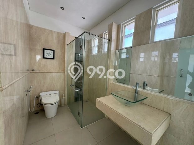 Best Deal Hunian Premium Ideal dan Luas di Mulyorejo, Surabaya Best Deal Hunian Premium Ideal dan Luas di Mulyorejo, Surabaya