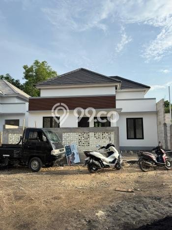 Dijual Rumah 2 Kamar Lokasi Ideal Bagus dan Strategis di Kuta Selatan Dijual Rumah 2 Kamar Lokasi Ideal Bagus dan Strategis di Kuta Selatan