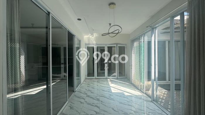 Rumah Nyaman area BSD, 4 KM, Lokasi Strategis Rumah Nyaman area BSD, 4 KM, Lokasi Strategis