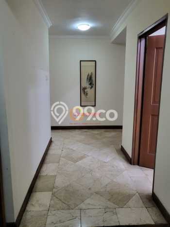 Untuk Dijual Apartemen 3 KT & 2 KM di Jakarta Barat Area Strategis Untuk Dijual Apartemen 3 KT & 2 KM di Jakarta Barat Area Strategis