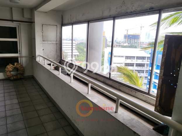 Untuk Dijual Apartemen 3 KT & 2 KM di Jakarta Barat Area Strategis Untuk Dijual Apartemen 3 KT & 2 KM di Jakarta Barat Area Strategis